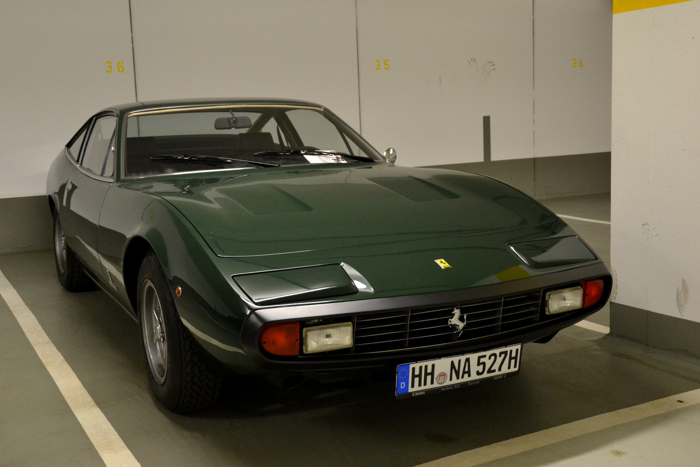 Ferrari 365 GTC/4