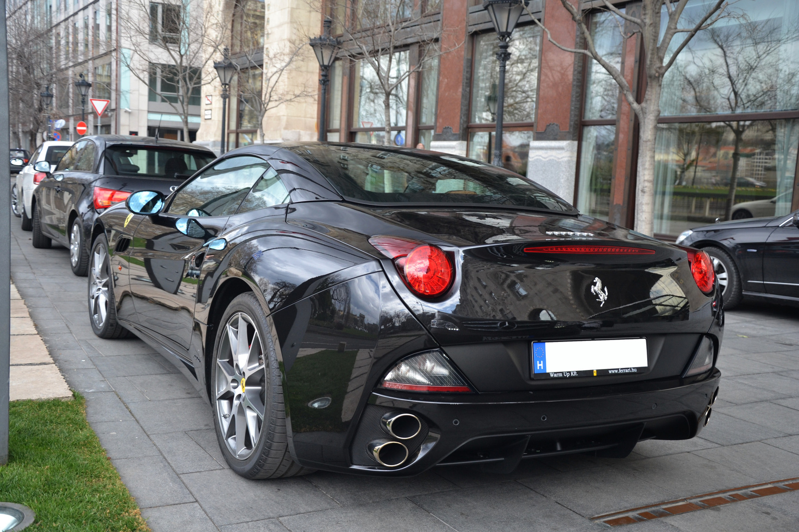 Ferrari California