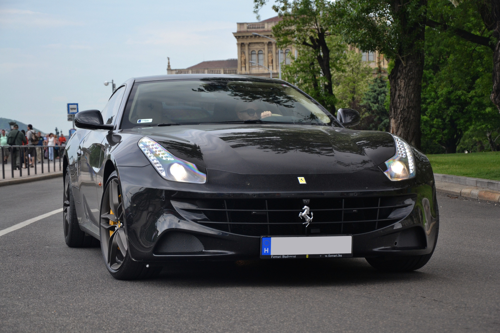 Ferrari FF