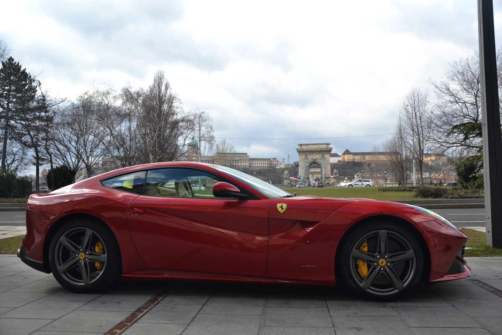 Ferrari F12berlinetta