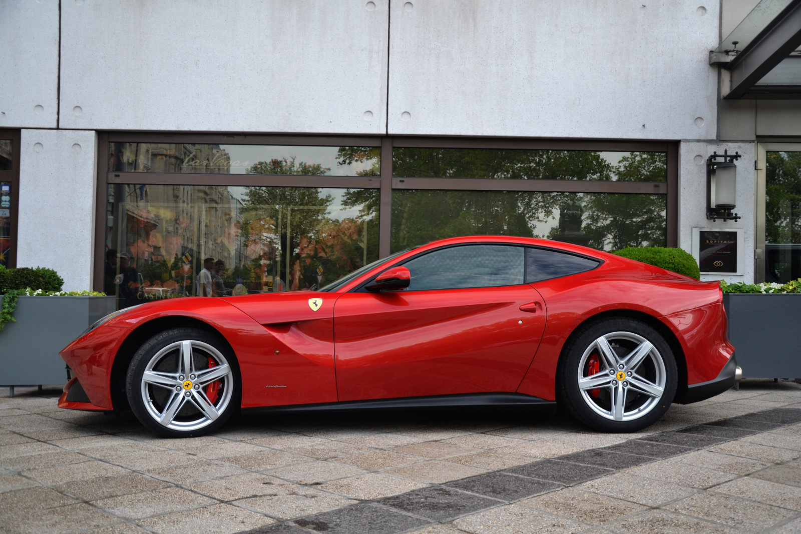 Ferrari F12berlinetta