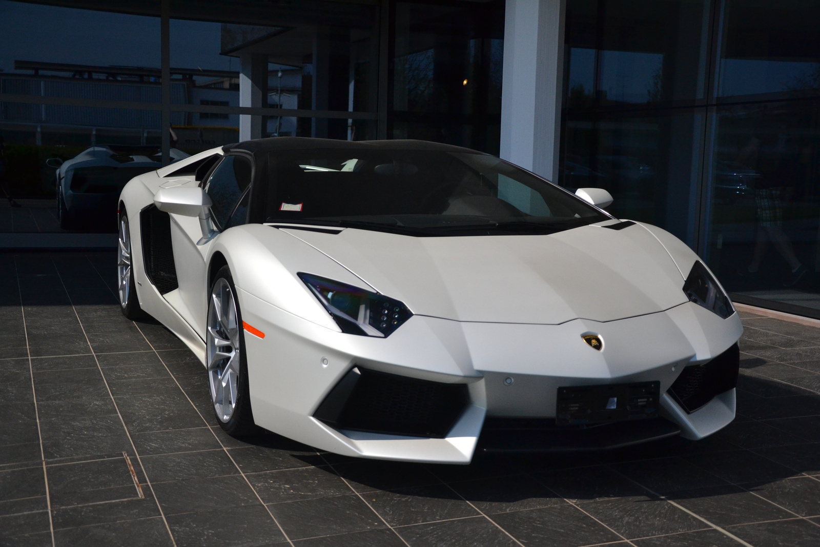 Lamborghini Aventador LP700-4 Roadster