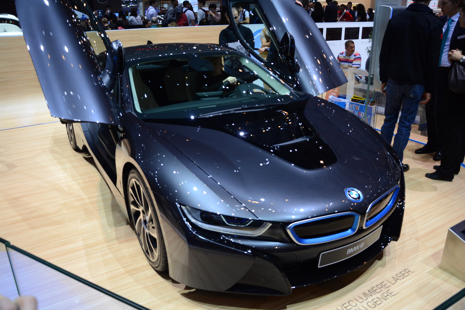 BMW i8