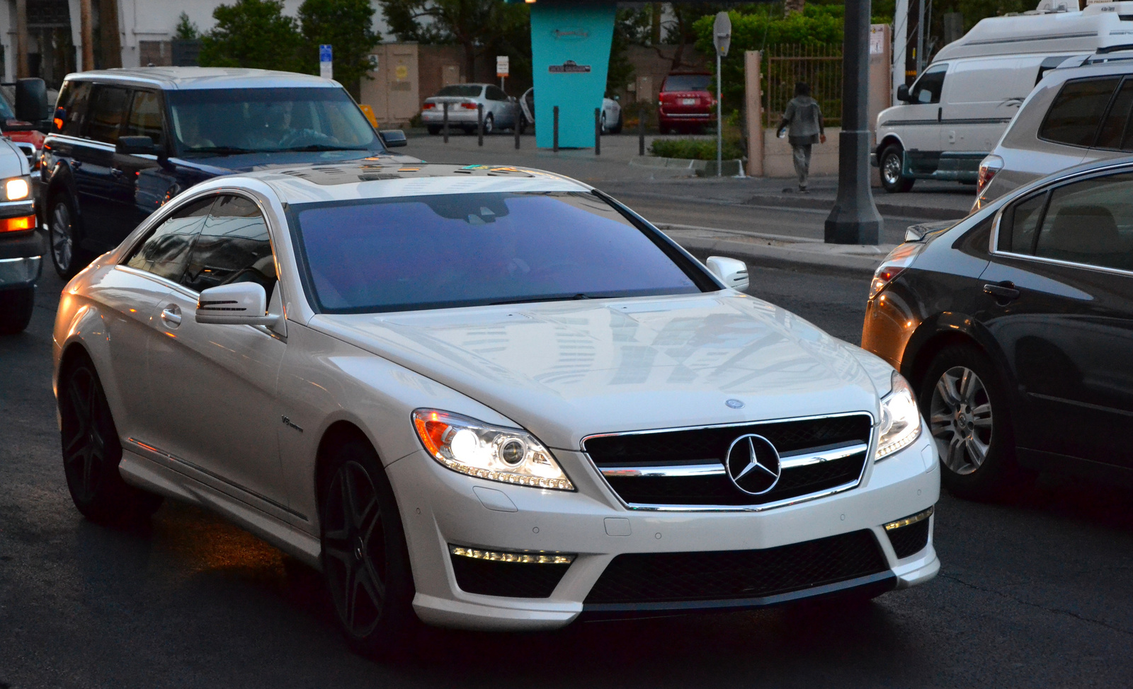 Mercedes-Benz CL 63 AMG C216 2011