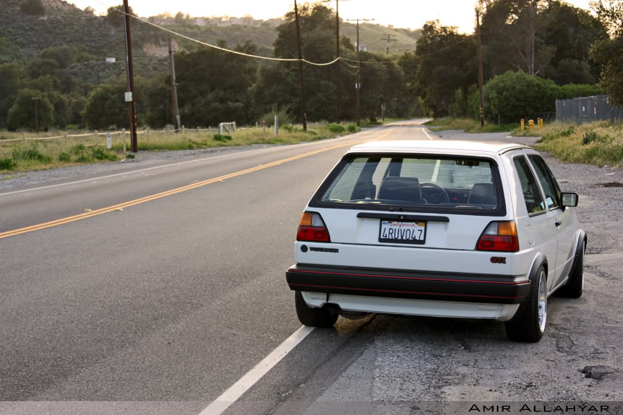 4RUV047 1986 VW GOLF GTI (11)