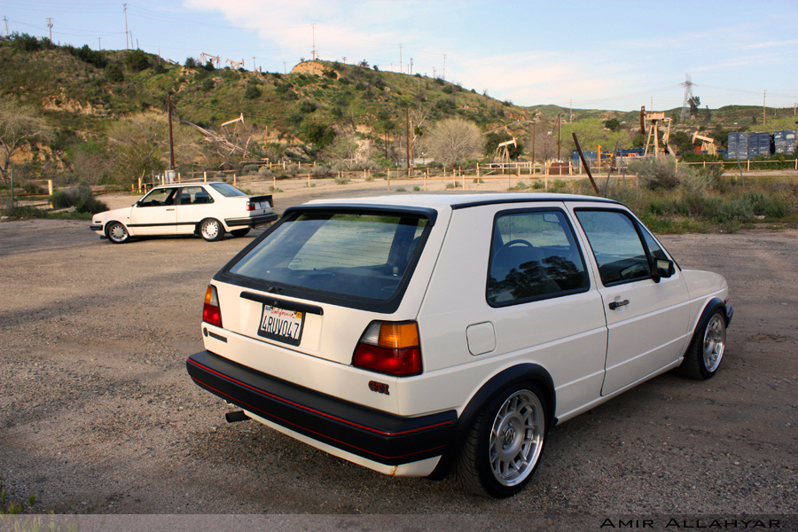 4RUV047 1986 VW GOLF GTI (15)