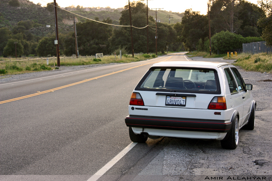 4RUV047 1986 VW GOLF GTI (16)