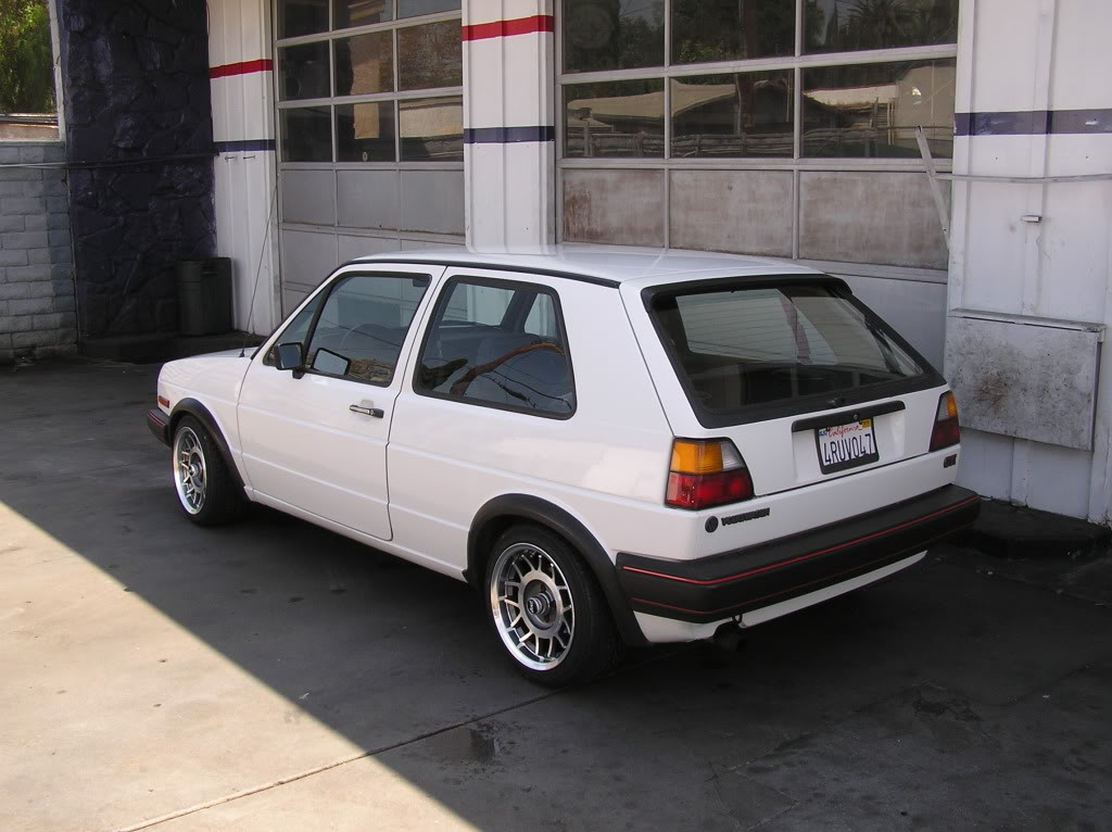 4RUV047 1986 VW GOLF GTI (62)
