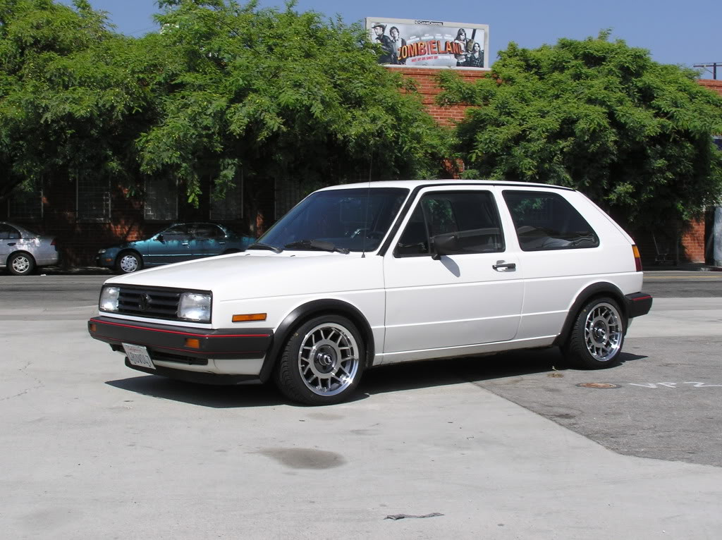 4RUV047 1986 VW GOLF GTI (66)