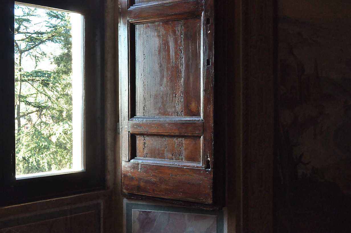 A Villa d' Este egy ablaka