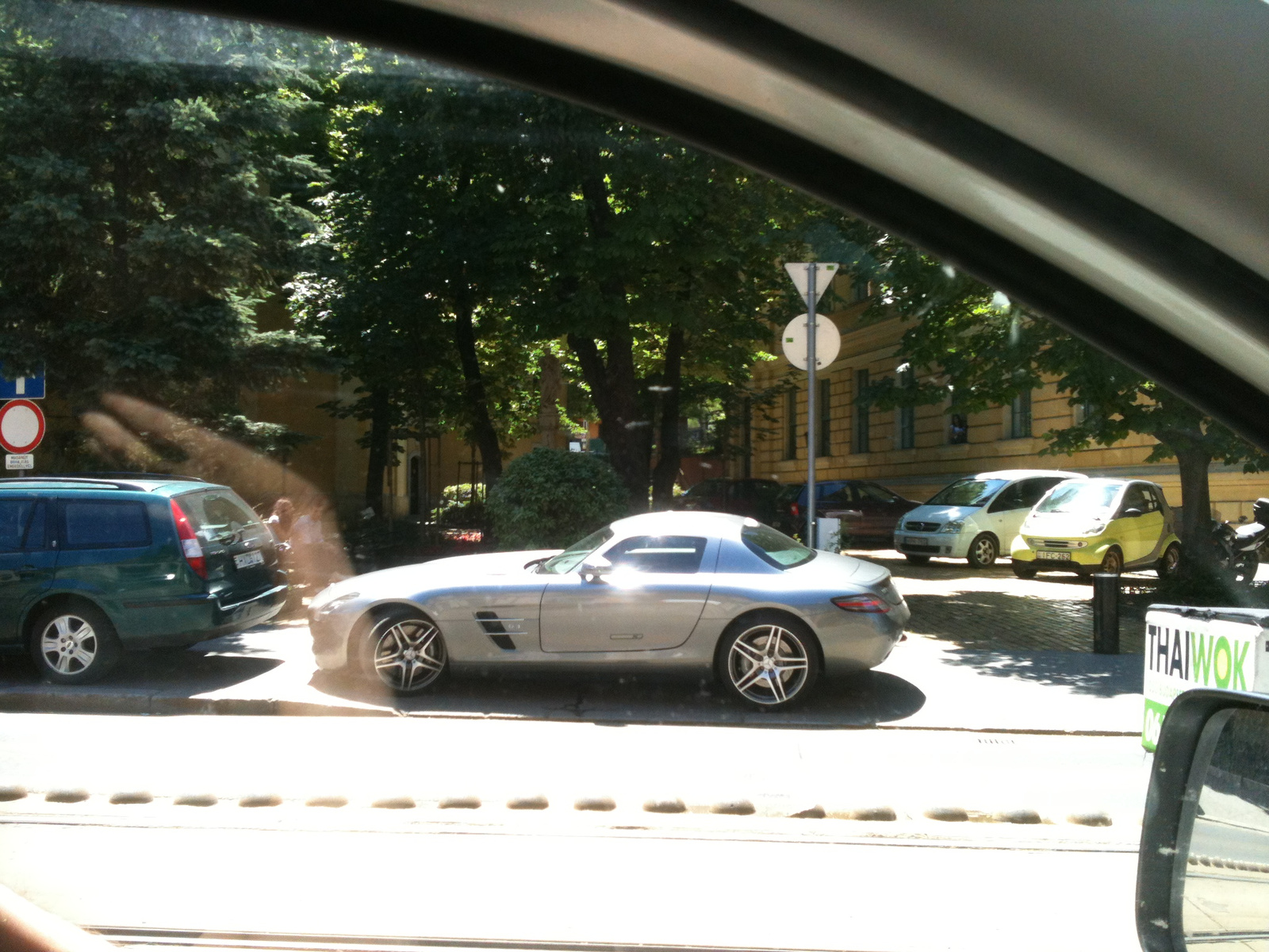 Mercedes SLS AMG