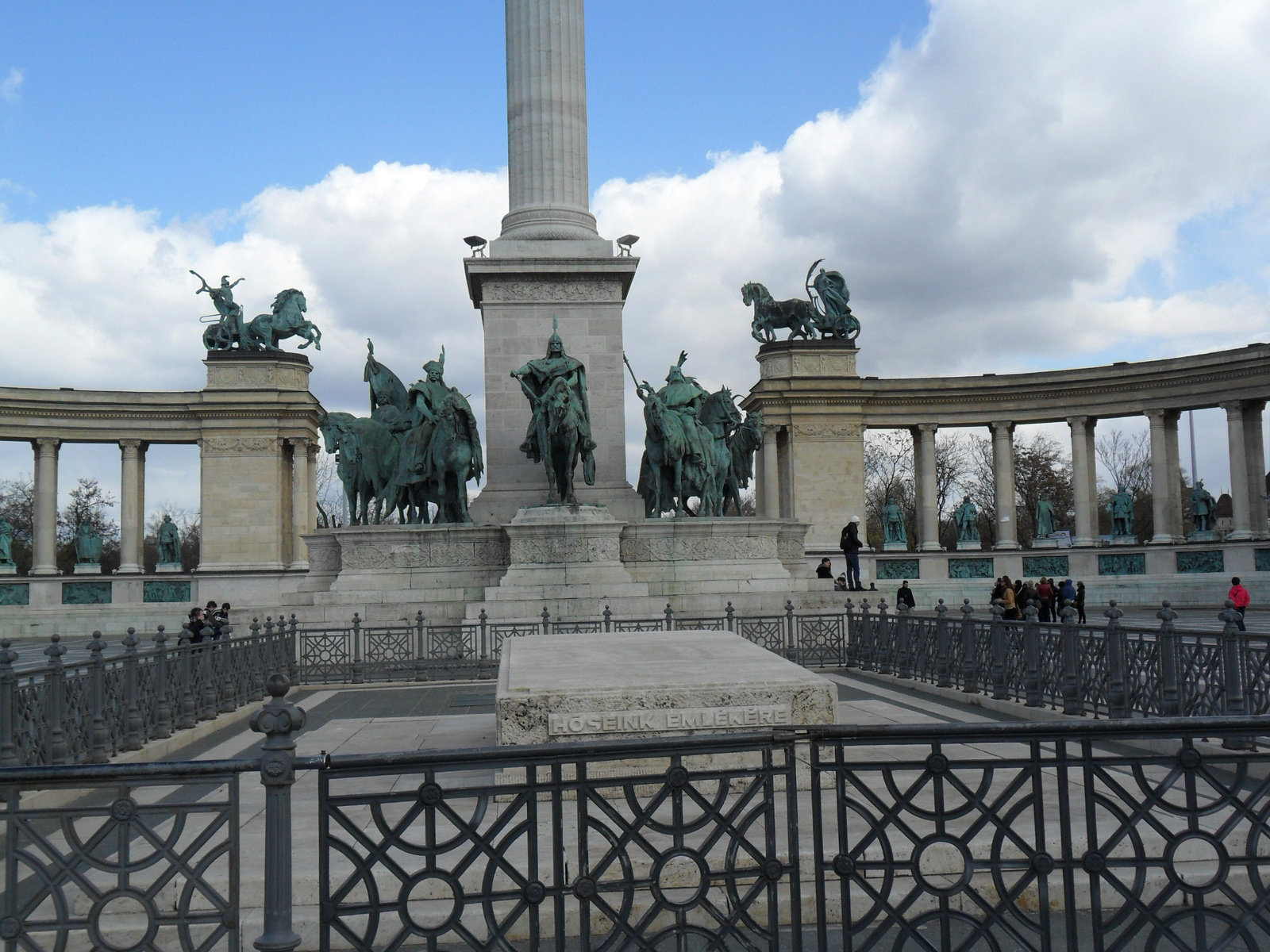 budapest hősök tere