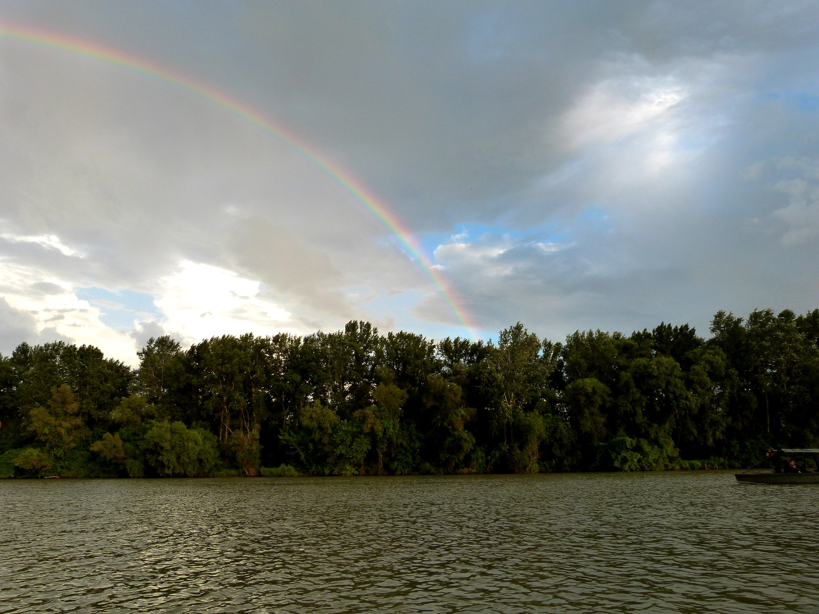 Szivárvány,Tiszafüred közelében.