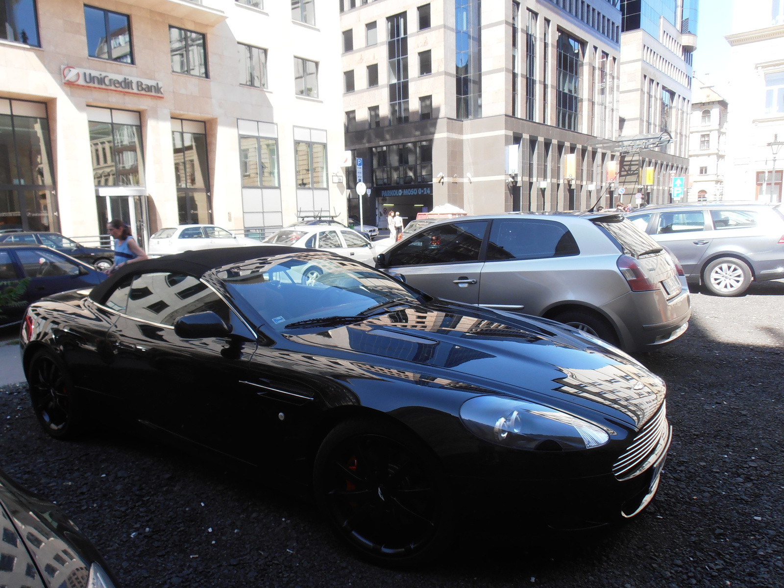 Aston Martin DB9 Volante