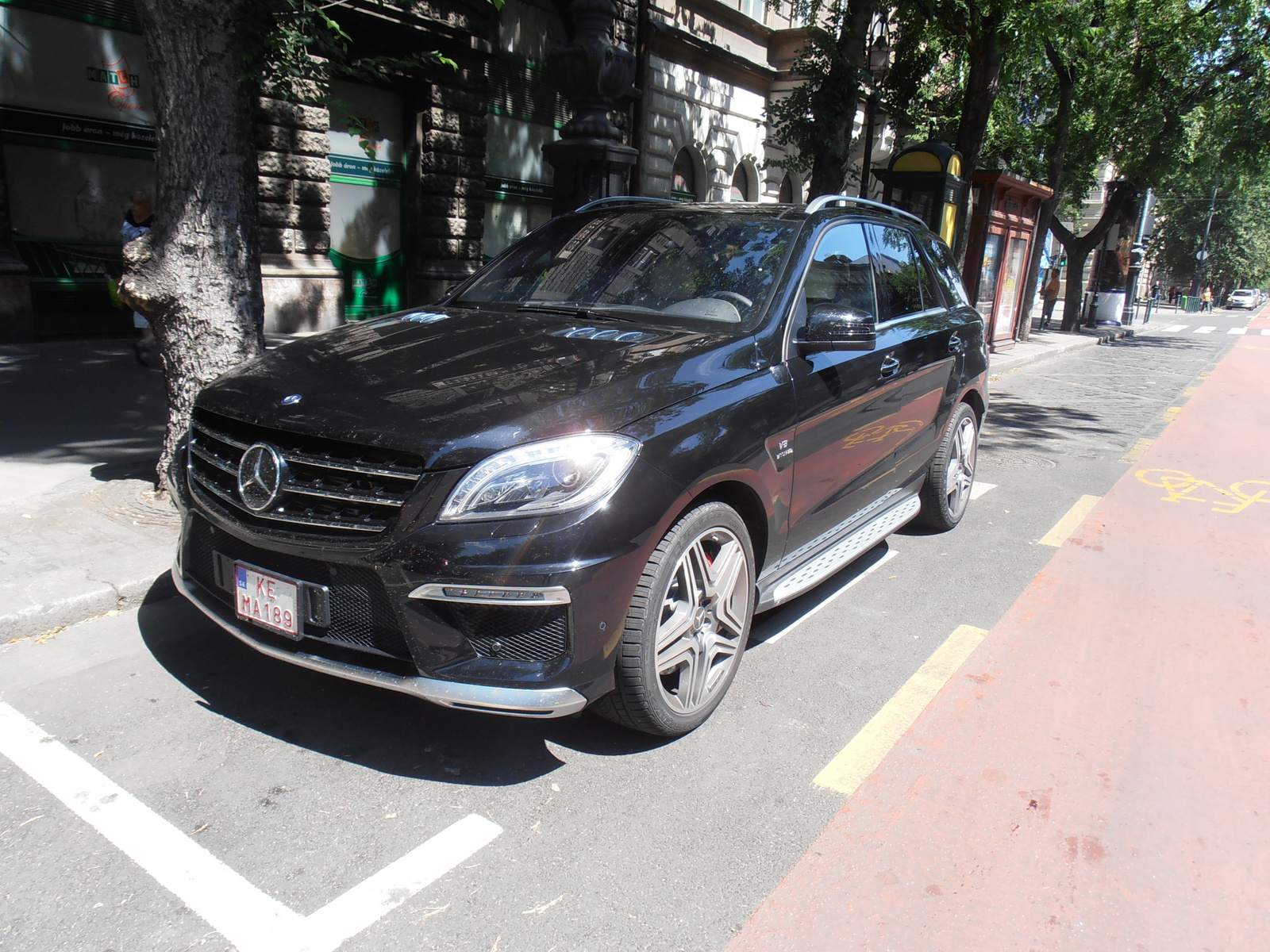 Mercedes ML 63 AMG