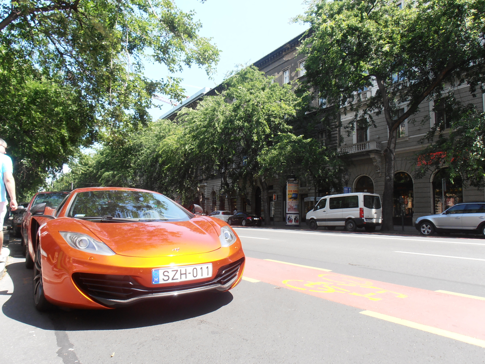 Mclaren MP4-12C