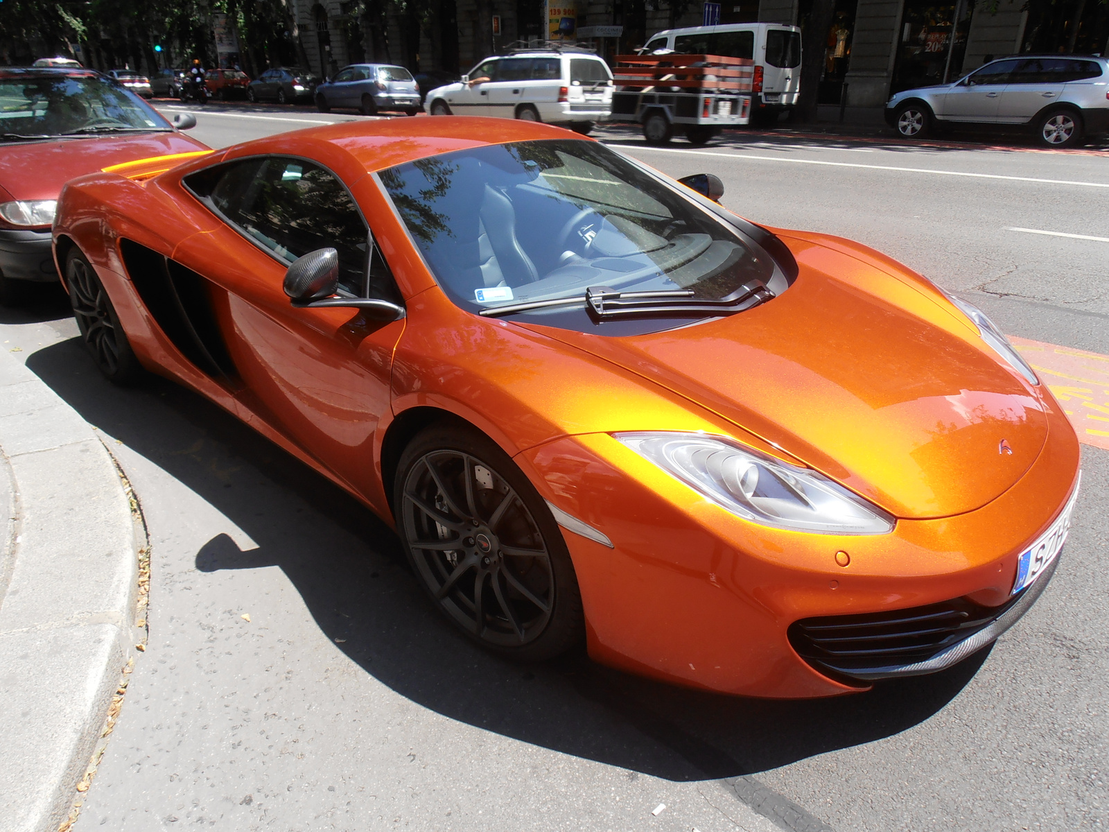 Mclaren MP4-12C