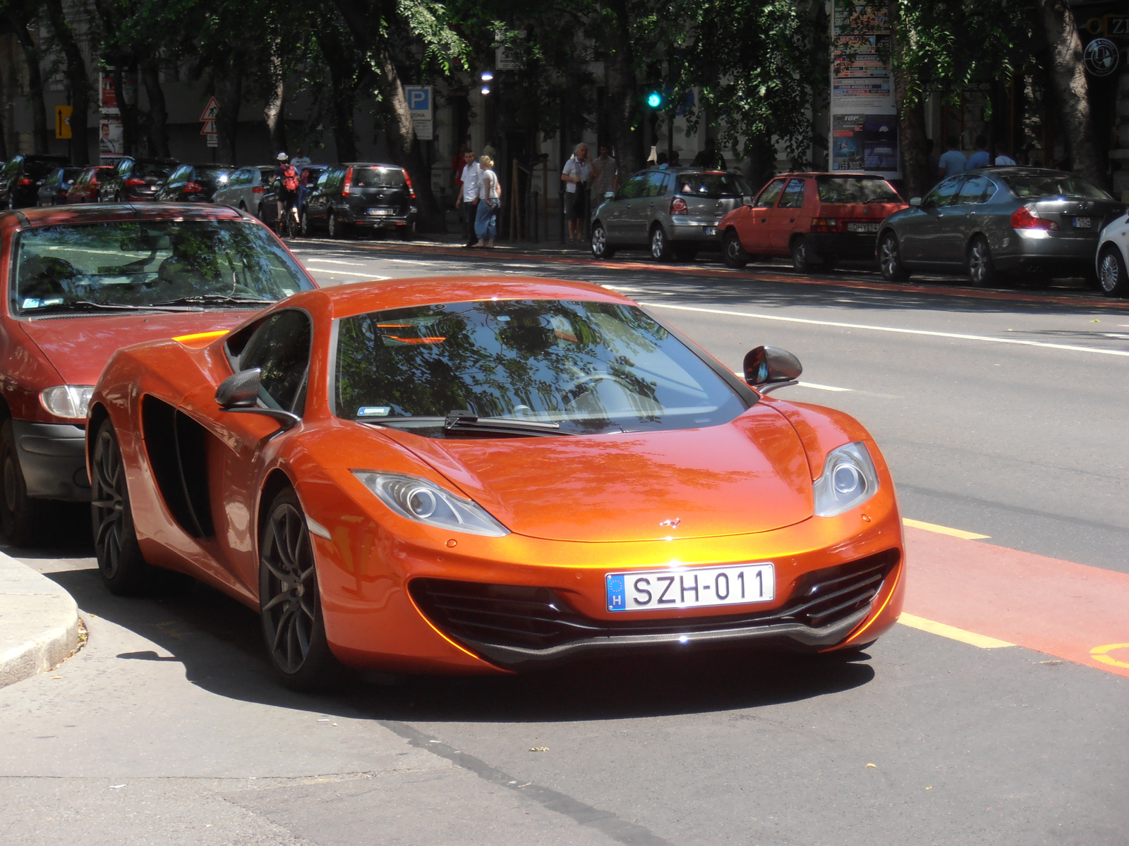 Mclaren MP4-12C