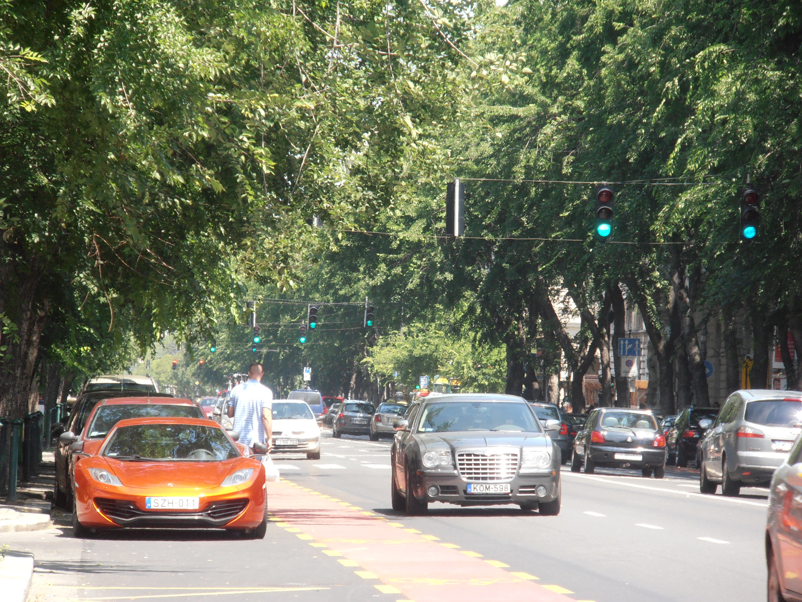 Mclaren MP4-12C