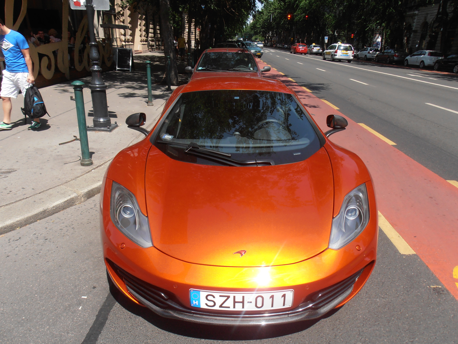 Mclaren MP4-12C