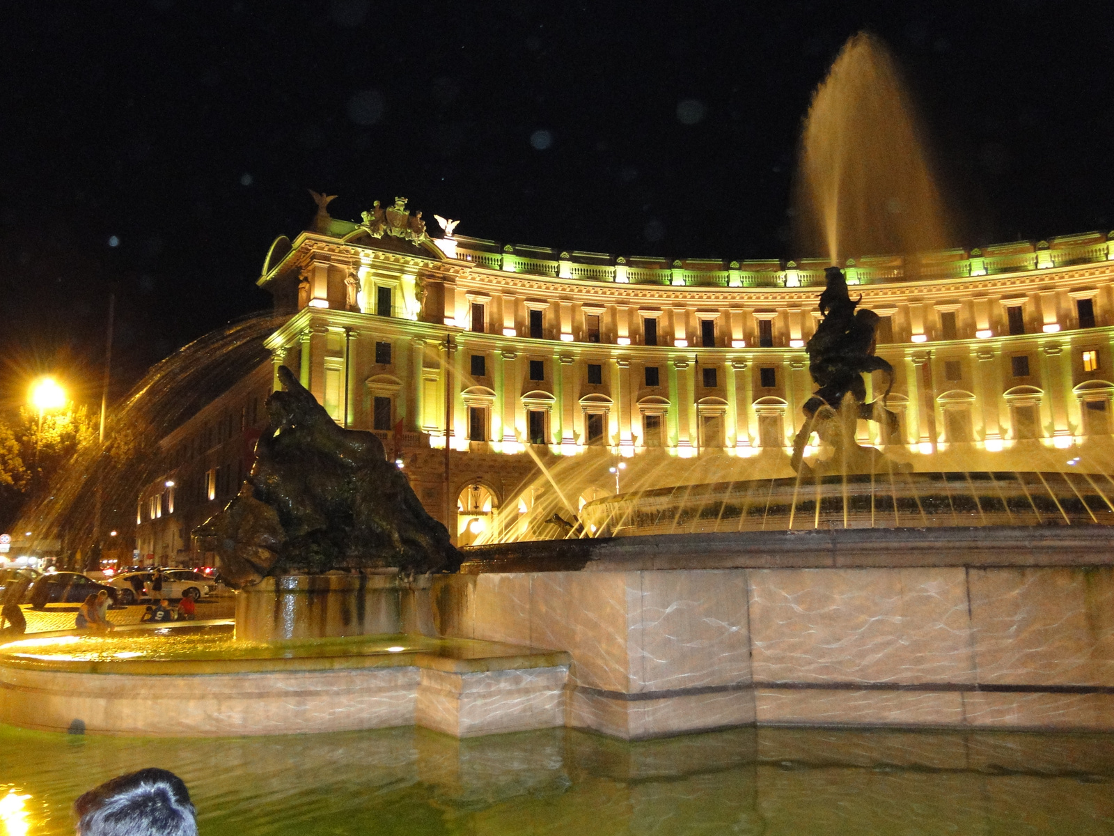 Róma by night, Piazza Republica