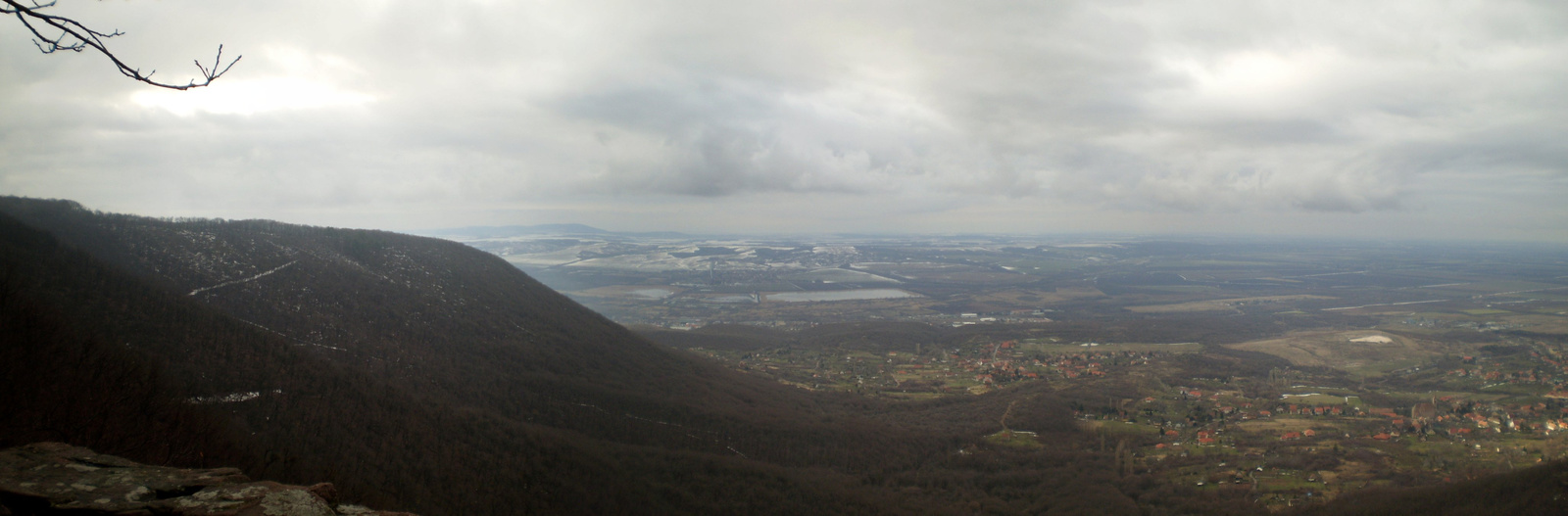 20100221Kilátás a Zsongorkőről1