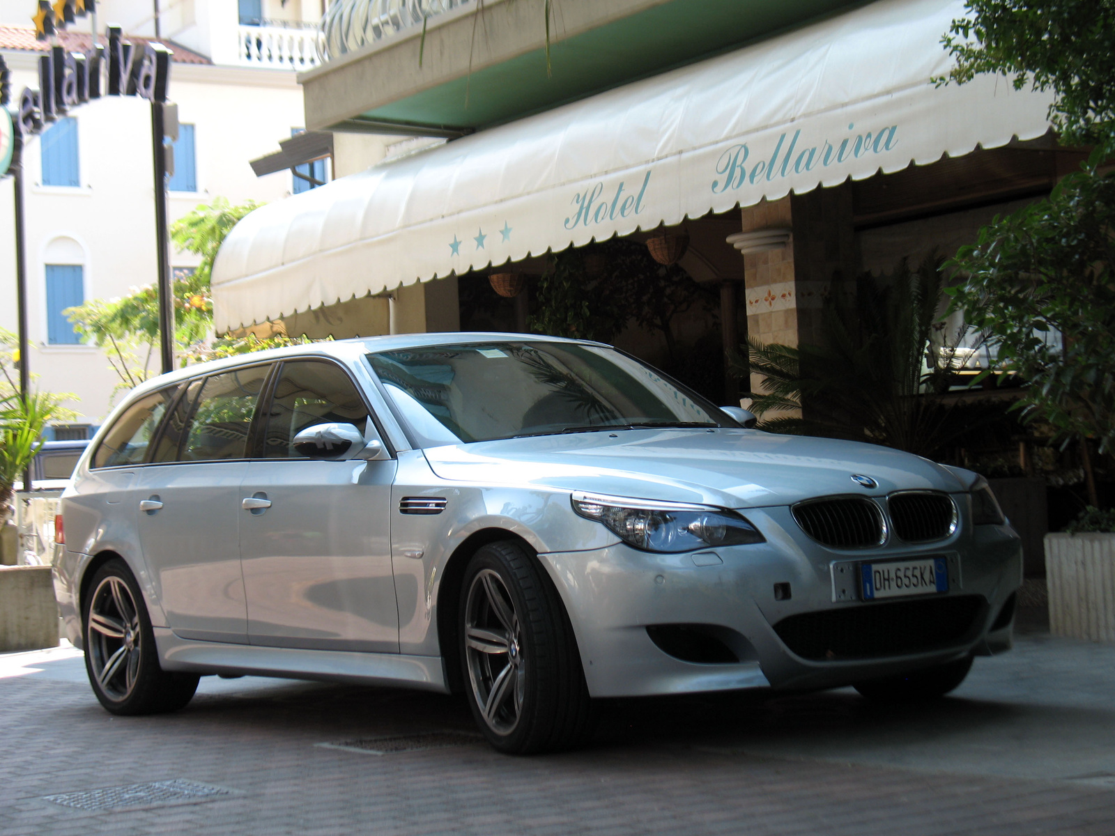 BMW E61 M5 (Touring)