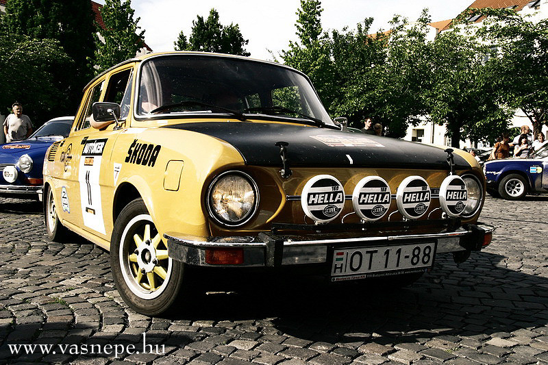 Skoda Oldtimer verseny cél Veszprém 2009 5