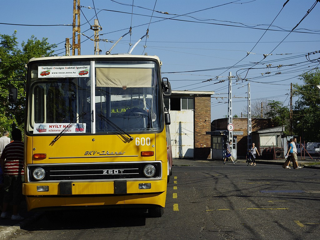 Ikarus 260T a Troligarázsban 40 2009.09.26