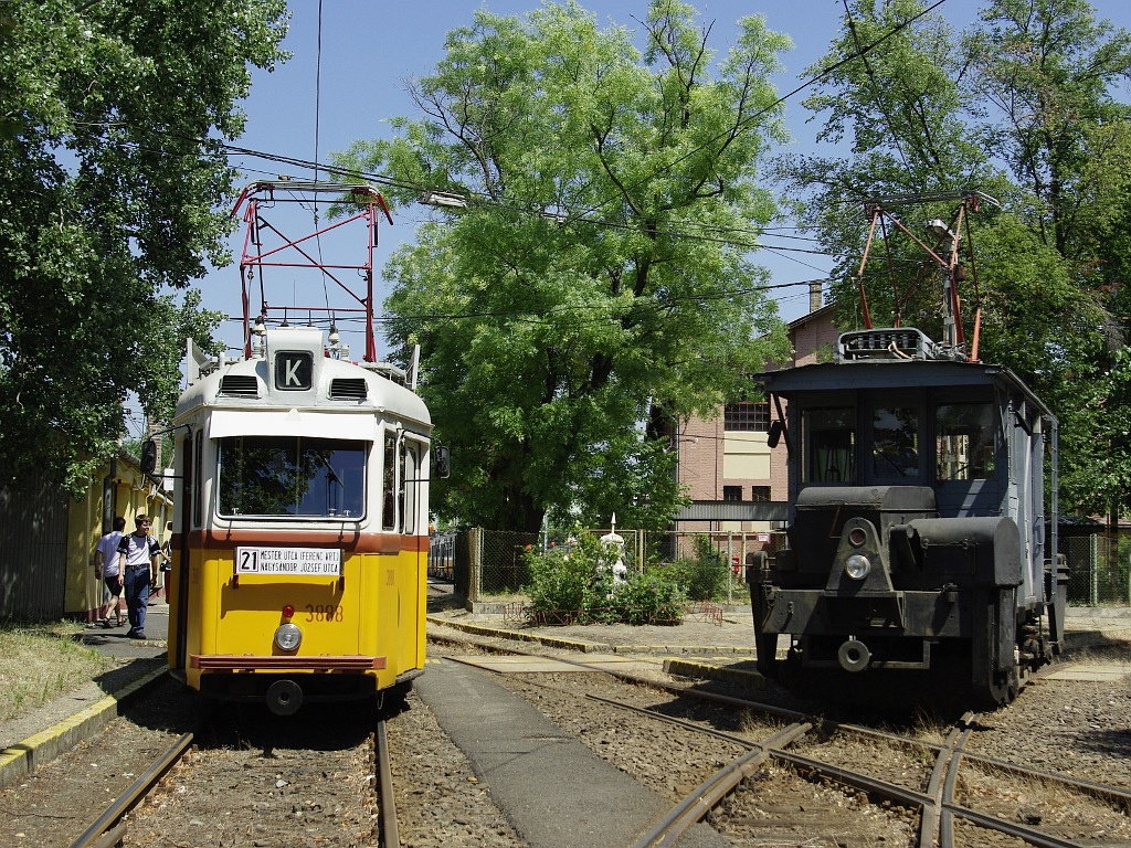 UV és Hómuki Angyalföld kocsiszínben 6 2011.07.17