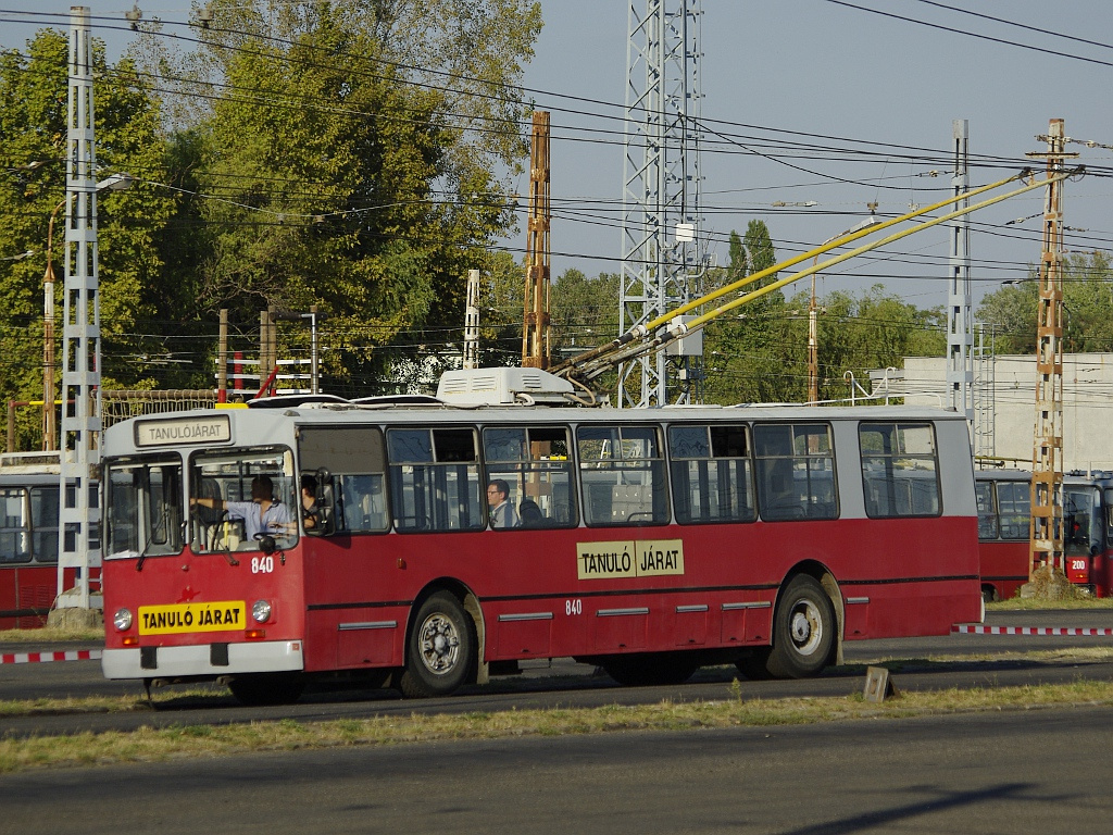 ZIU9 a Troligarázsban 11 2011.09.24