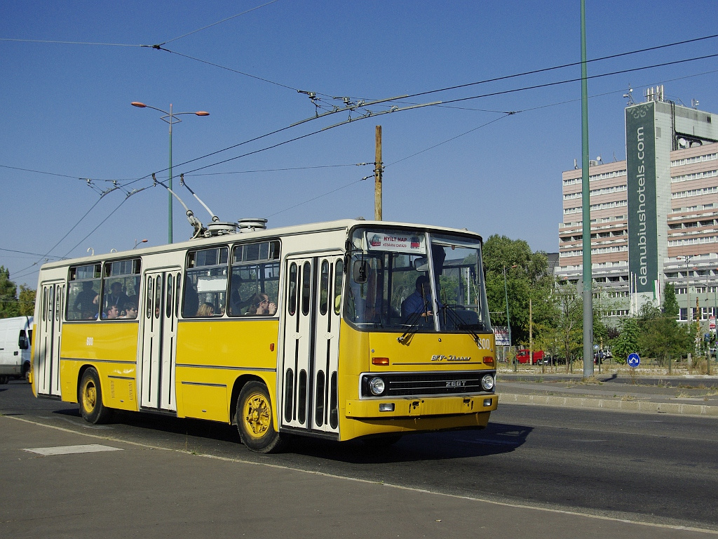 Ikarus 260T a Stadionoknál 13 2011.09.24