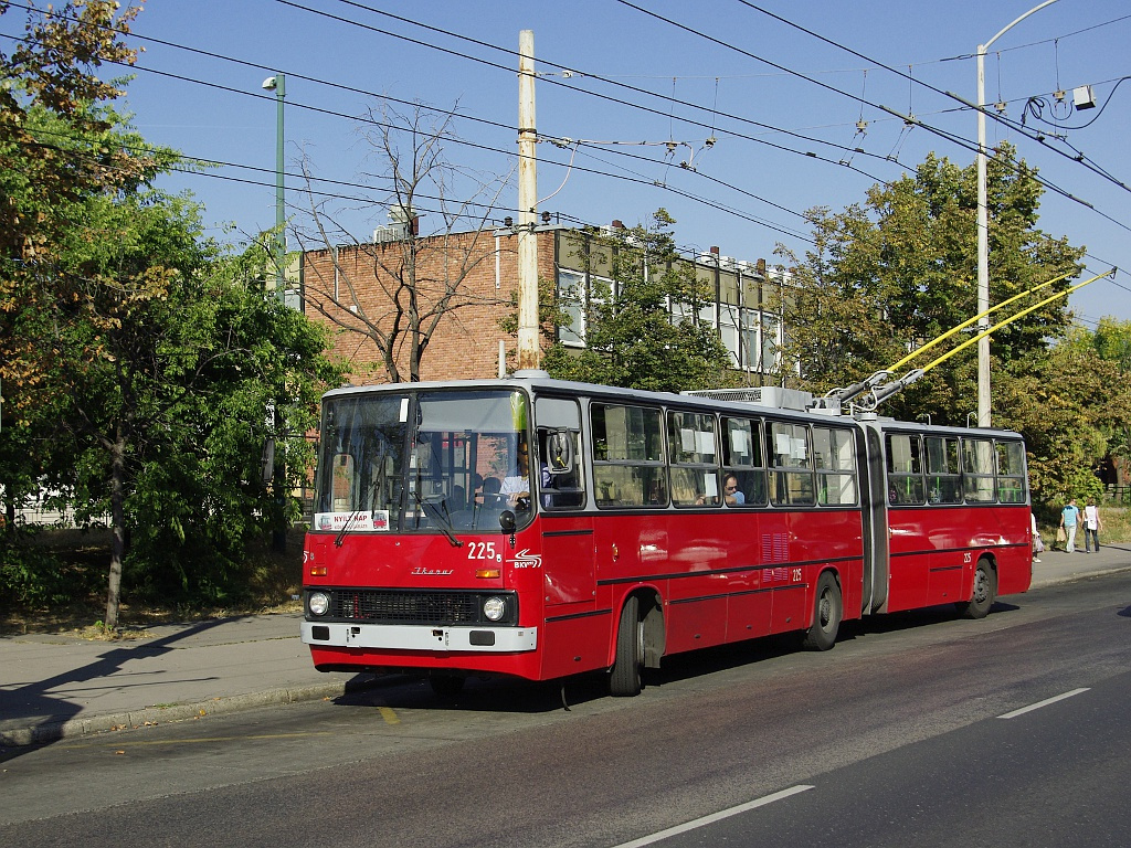 Ikarus 280T a Stadionoknál 14 2011.09.24