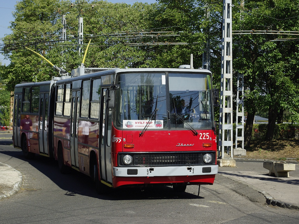 Ikarus 280T a Troligarázsban 8 2011.09.24