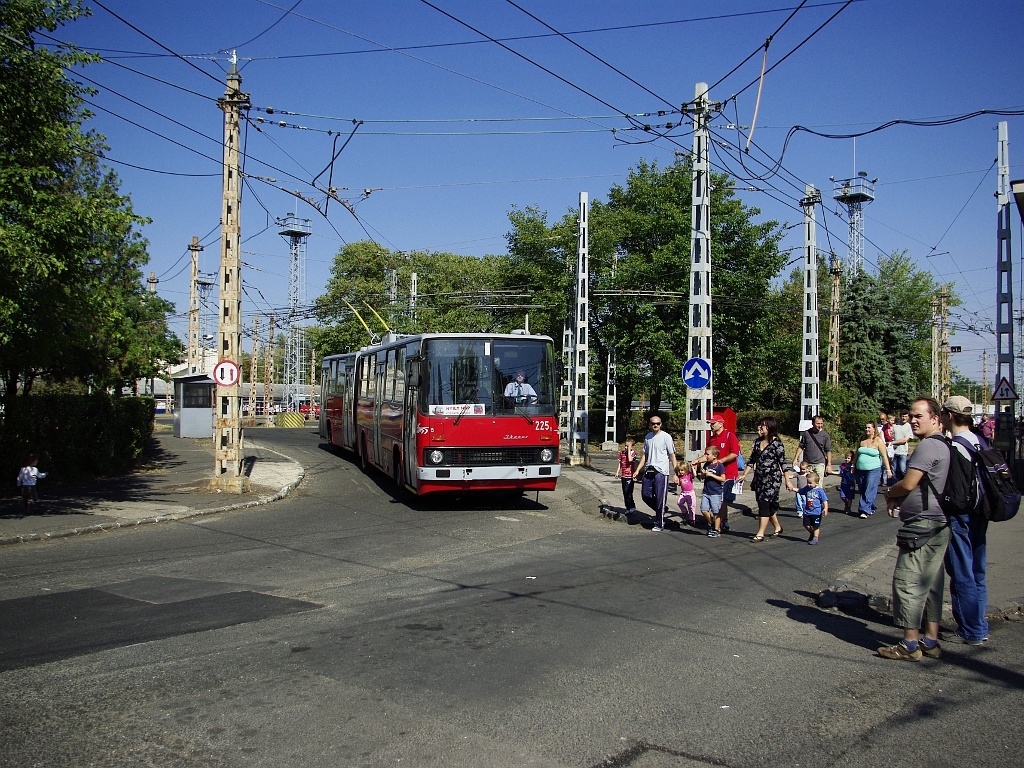 Ikarus 280T a Troligarázsban 19 2011.09.24