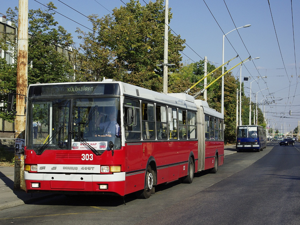 Ikarus 435T a Stadionoknál 13 2011.09.24