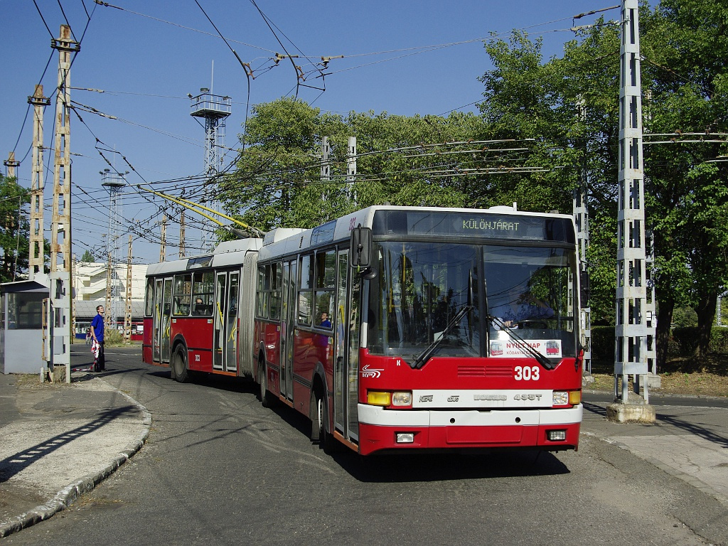 Ikarus 435T a Troligarázsban 17 2011.09.24