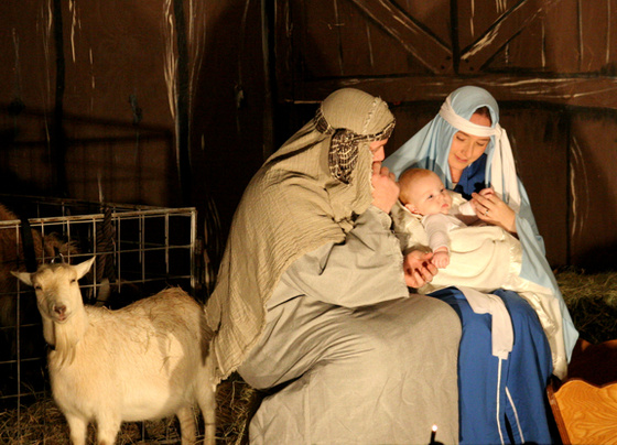 live-nativity-scene