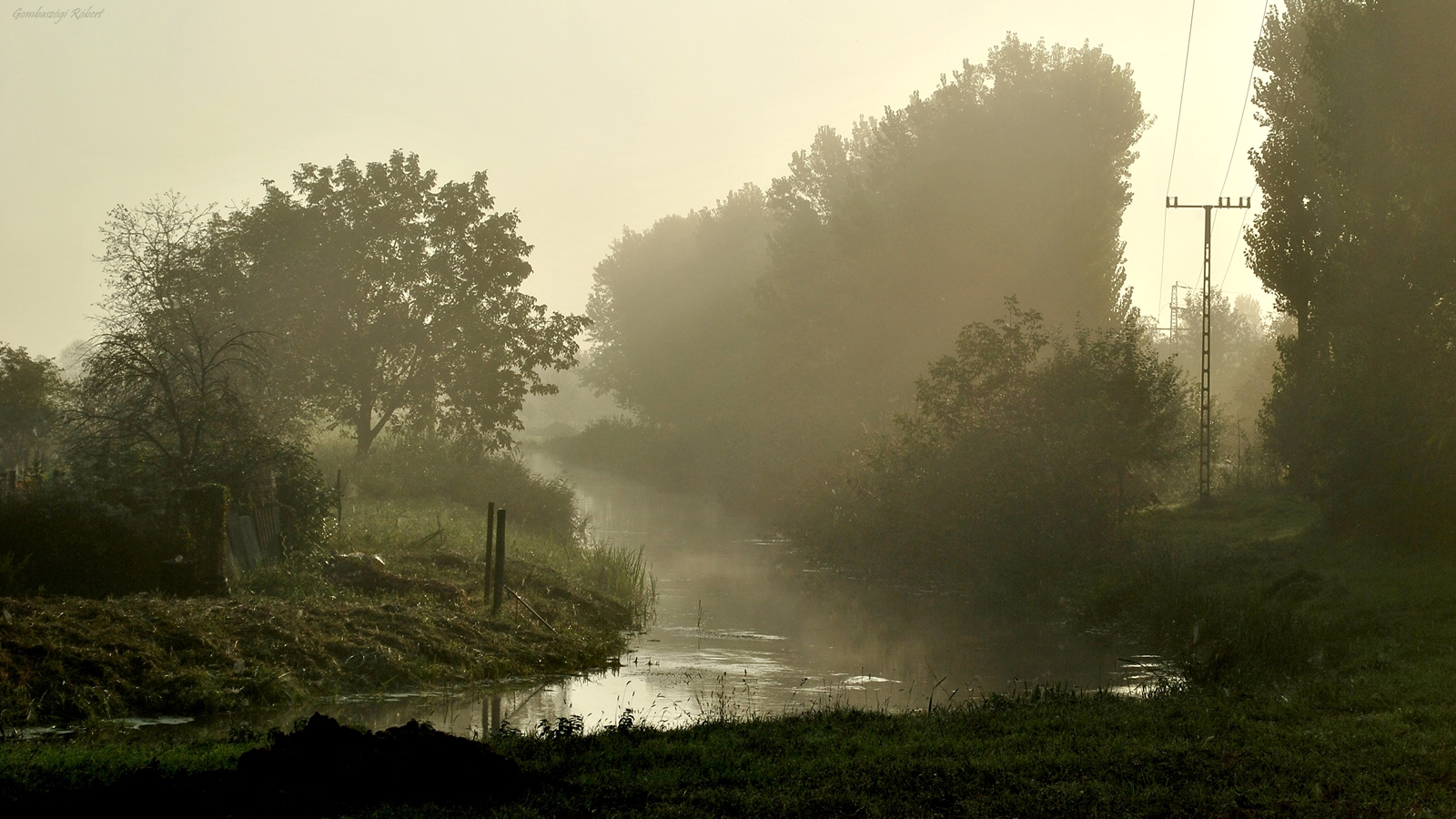 Ködös folyó