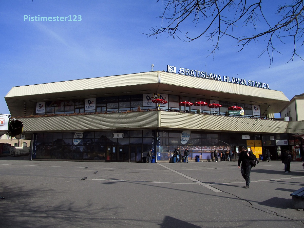 Bratislava Hlavná Stanica (Pozsony főállomás)