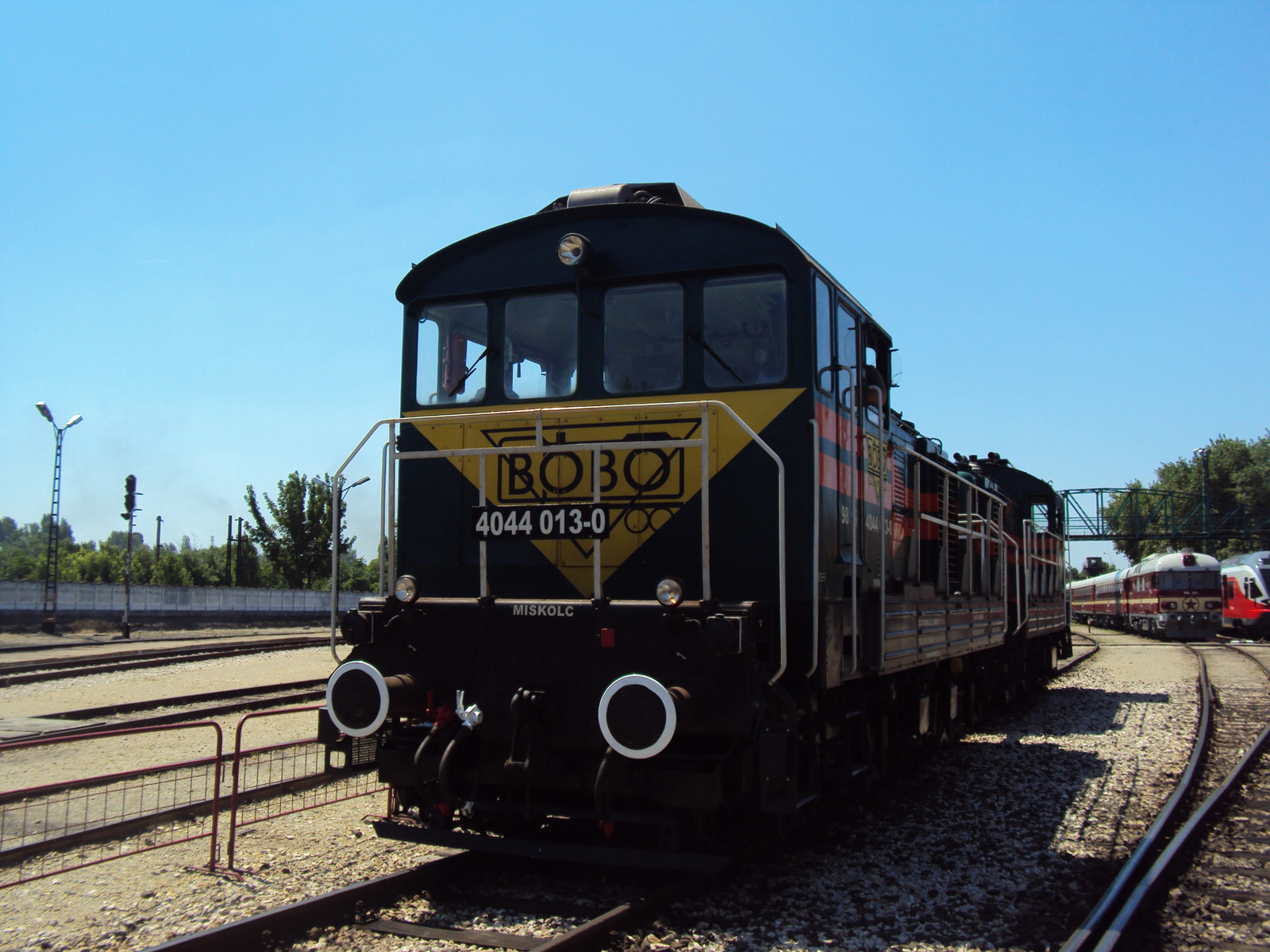 4044 011-4"IkerBobó"