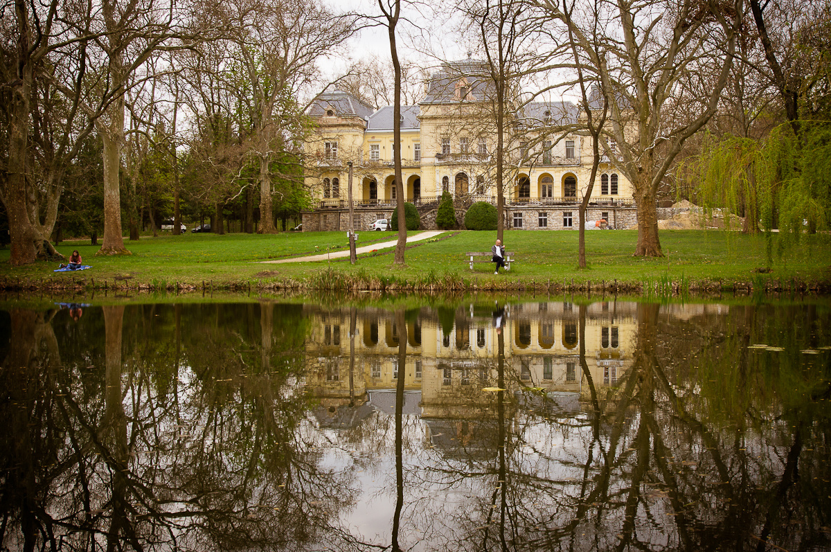 Tóalmás kastélypark