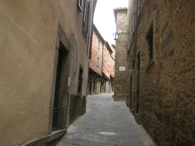 cortona,via janelli