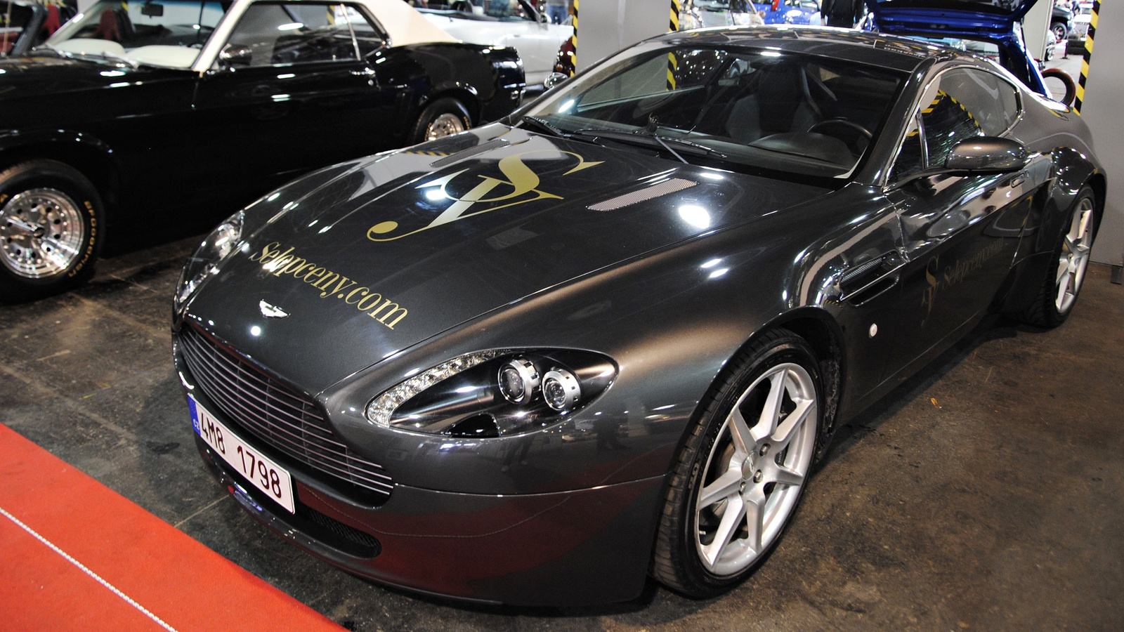 Aston Martin V8 Vantage