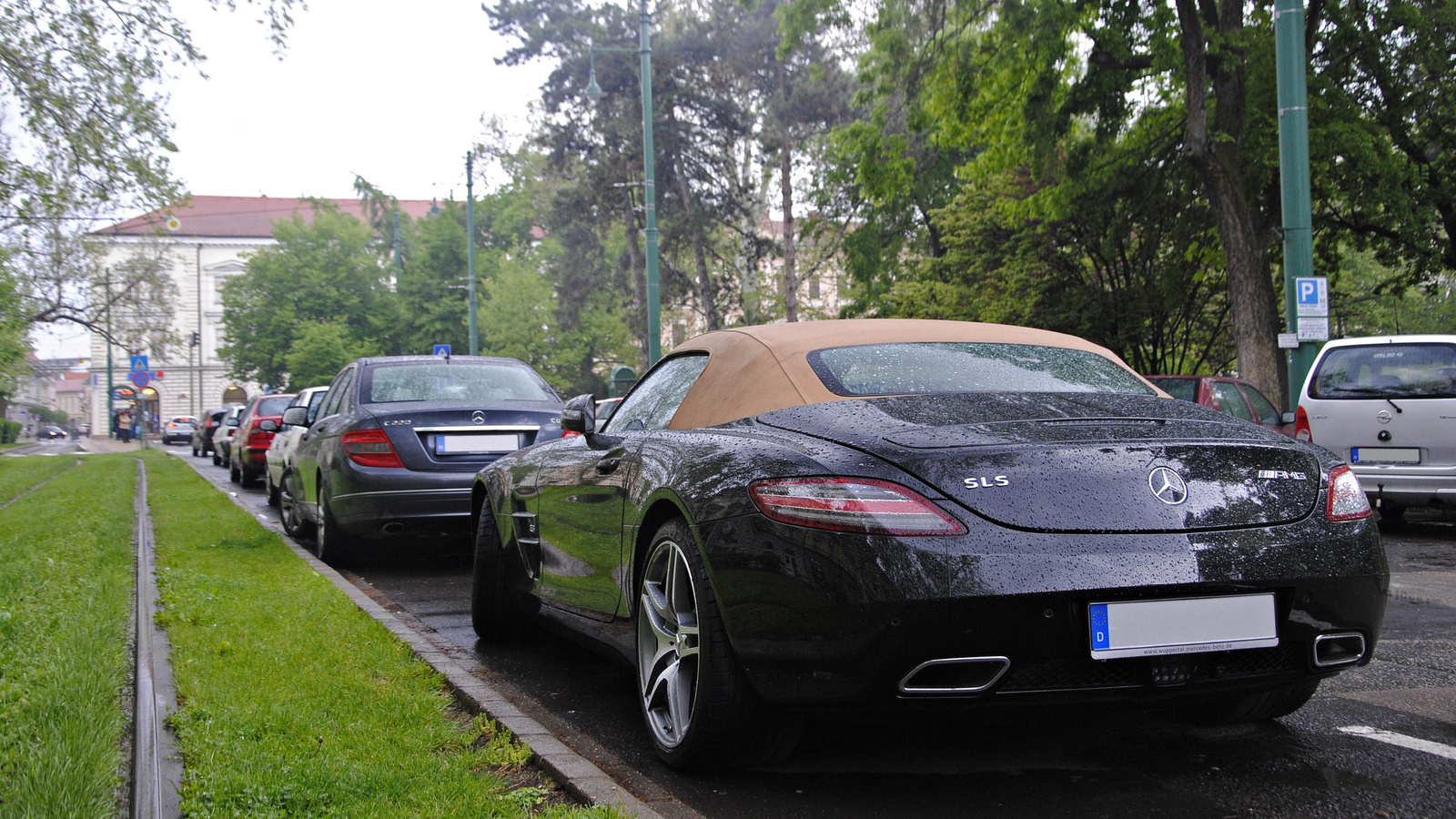 Mercedes-Benz SLS AMG Roadster