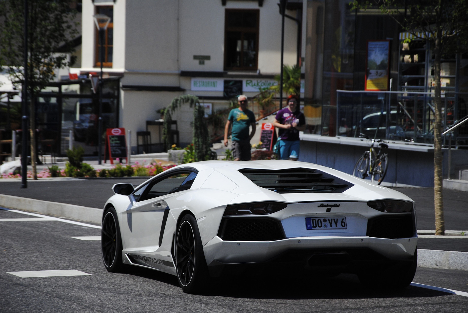 Lamborghini Aventador LP 700-4