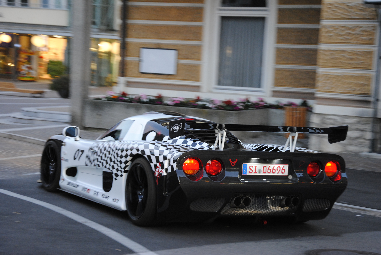 Mosler MT900