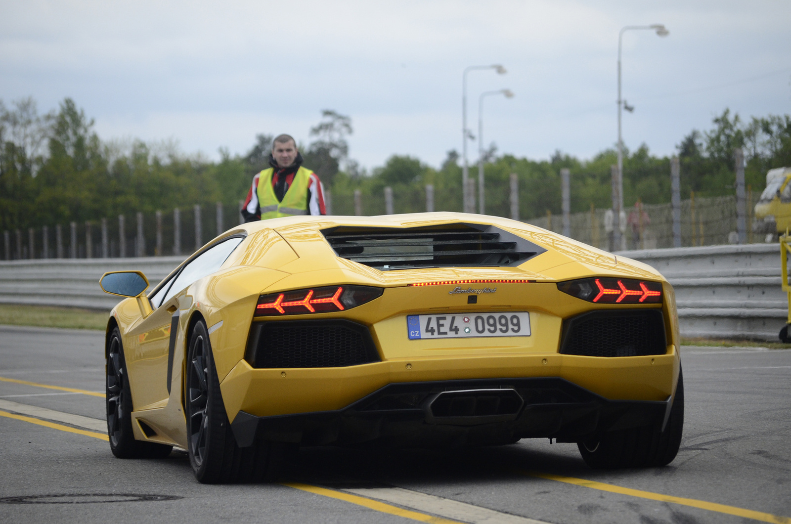 Lamborghini Aventador LP700-4