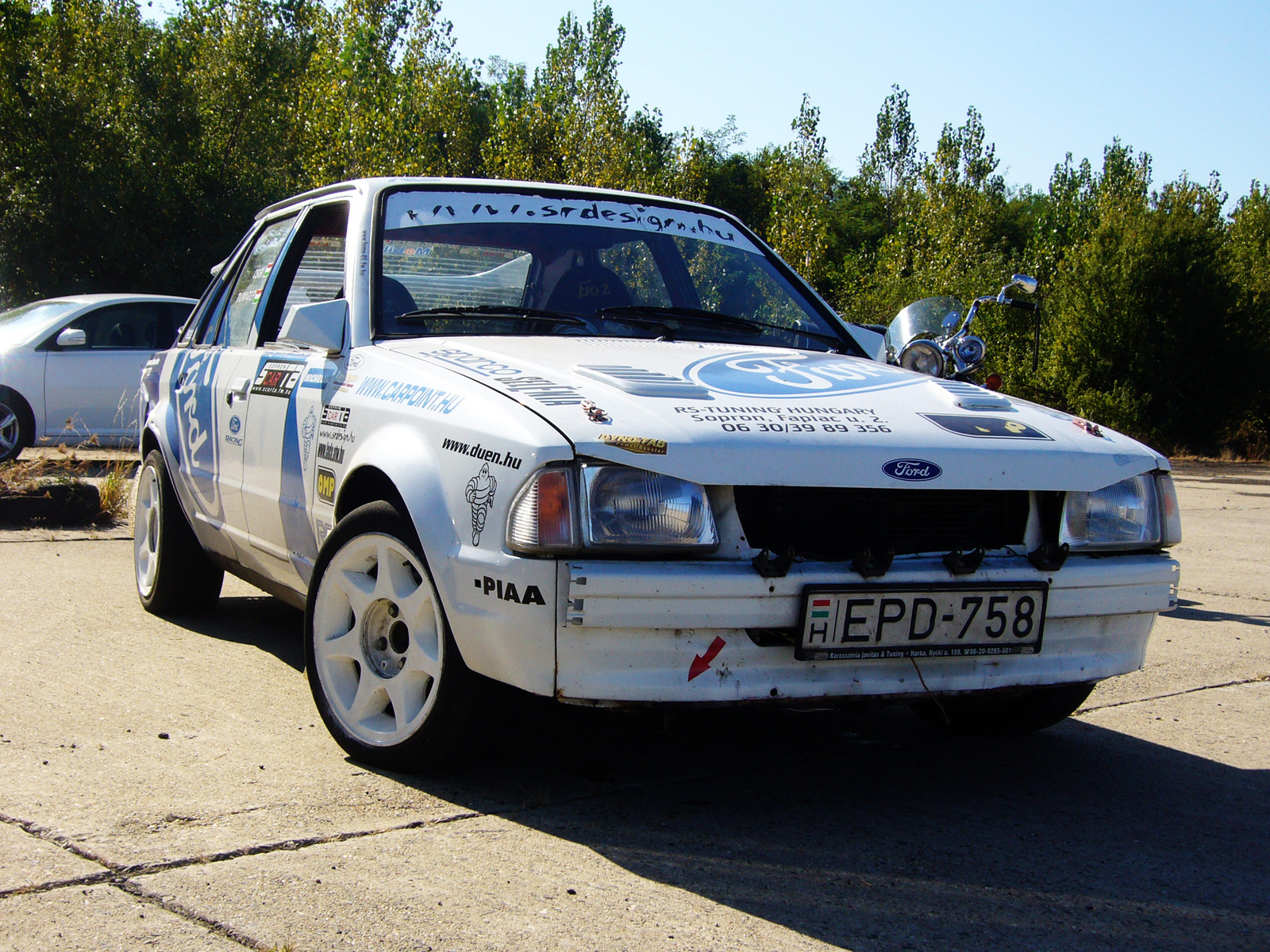 Ford Escort Front