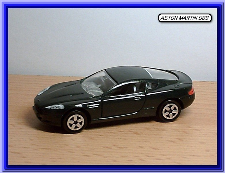 ASTON  MARTIN DB9 MAJO. 1 61